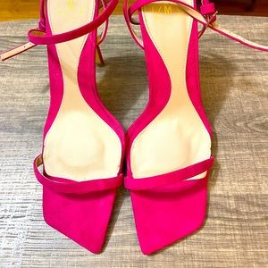 Size 8 women’s dress shoes/heels